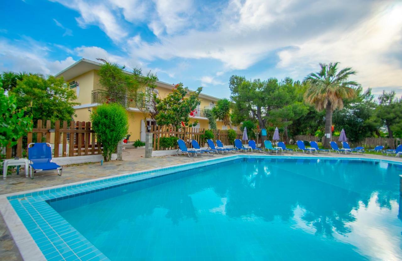 Splash Pool Bar Laganas Luaran gambar