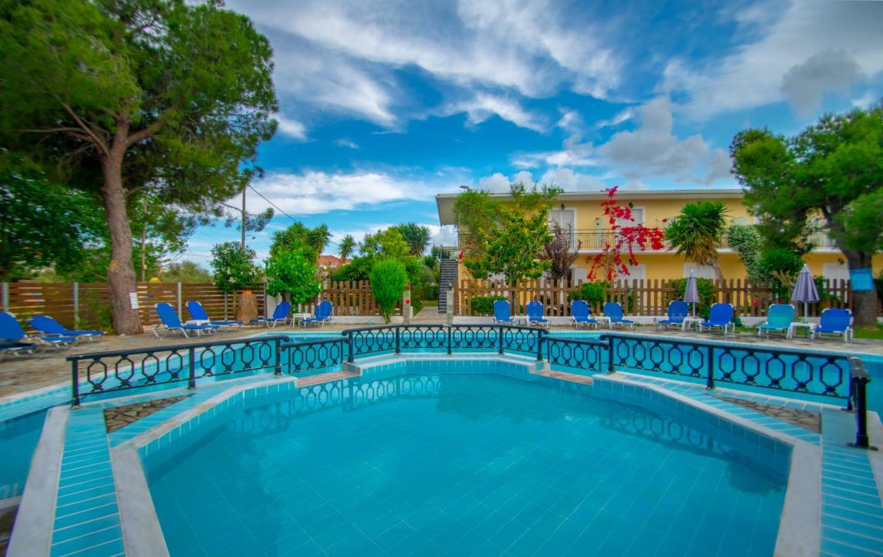Splash Pool Bar Laganas Luaran gambar
